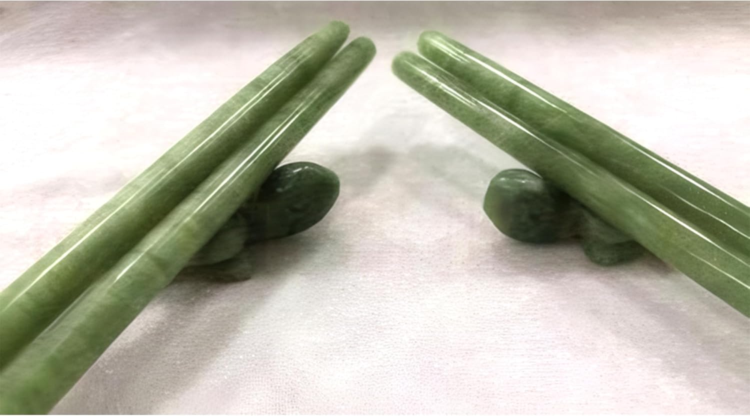 Natural Jade Chopsticks Reusable: Decorative Jade Stone Turtle Chopstick Holder, Green Chinese Chopsticks Set, Dishwasher safe