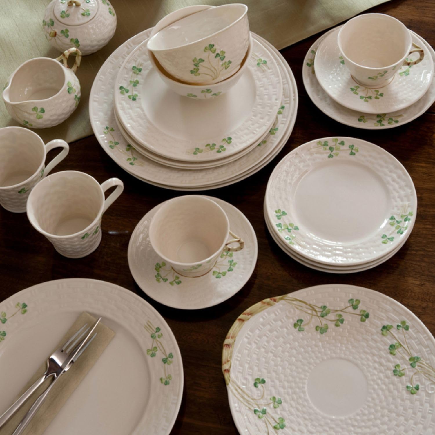 Belleek Classic Shamrock 11" Bread Plate - Handmade Porcelain Ceramic Serving Platter with Handles - White Decorative Serving Tray - Oven Safe Serving Dish, Tray for Kitchen Counter
